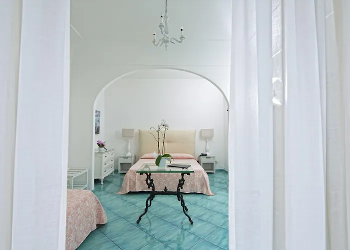 San Felice Отель 4*