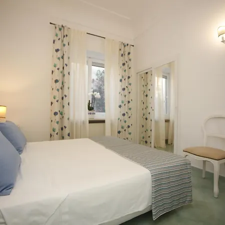 San Felice 4*